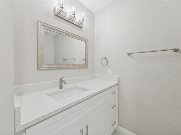 15338 Falmouth Avenue 1/419, Houston TX 77084