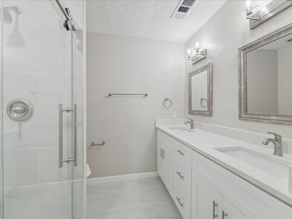 15338 Falmouth Avenue 1/419, Houston TX 77084