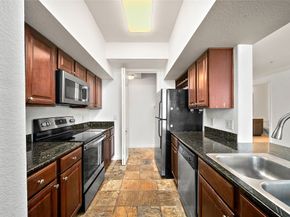 7575 Kirby Drive 2306, Houston TX 77030