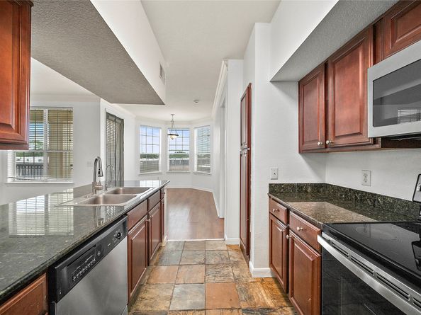 7575 Kirby Drive 2306, Houston TX 77030