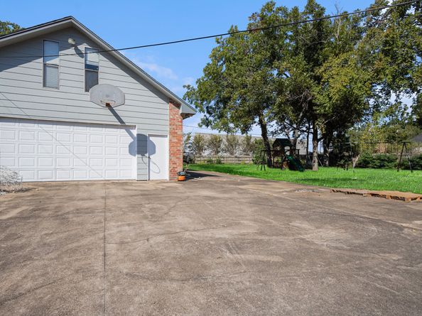 4709 Frontier Drive, Houston TX 77041