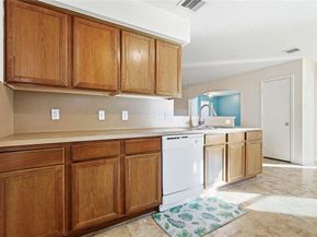 8718 Black Cliff Lane, Houston TX 77075