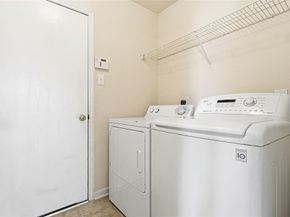 8718 Black Cliff Lane, Houston TX 77075