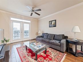 1711 Old Spanish Trail 203, Houston TX 77054
