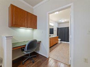 1711 Old Spanish Trail 203, Houston TX 77054