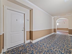 1711 Old Spanish Trail 203, Houston TX 77054