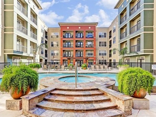 1711 Old Spanish Trail 203, Houston TX 77054