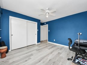 1928 Augusta Drive 19, Houston TX 77057