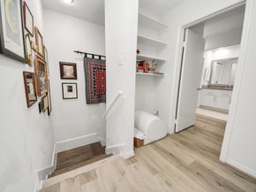 1928 Augusta Drive 19, Houston TX 77057