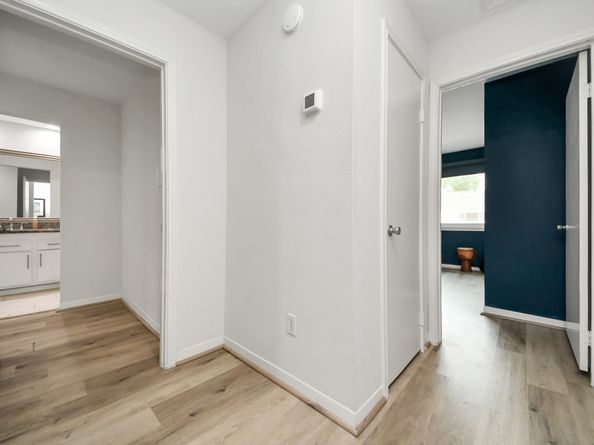 1928 Augusta Drive 19, Houston TX 77057