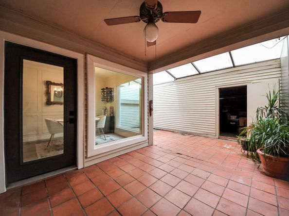 1928 Augusta Drive 19, Houston TX 77057