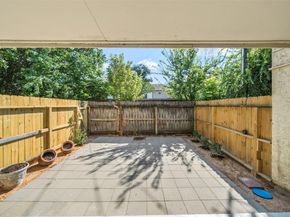 10075 Westpark Drive 32, Houston TX 77042