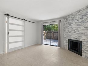 10075 Westpark Drive 32, Houston TX 77042