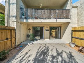 10075 Westpark Drive 32, Houston TX 77042