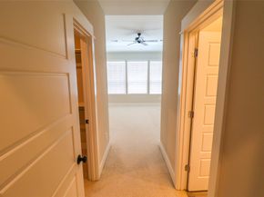 5213 Pinemont Creek Lane, Houston TX 77018