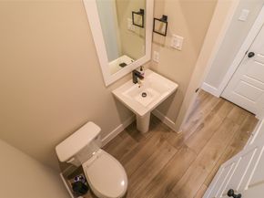 5213 Pinemont Creek Lane, Houston TX 77018