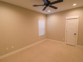 5213 Pinemont Creek Lane, Houston TX 77018