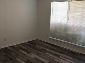 6432 Bankside Drive, Houston TX 77096