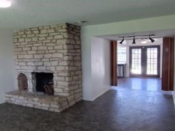 6432 Bankside Drive, Houston TX 77096