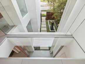 2169 University Boulevard, Houston TX 77030