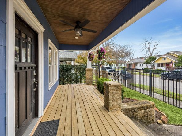 1124 Dunbar Street, Houston TX 77009