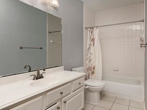 31 Bluff Creek Place, The Woodlands TX 77382