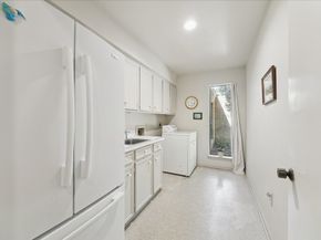 306 Commodore Way, Houston TX 77079