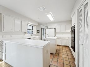 306 Commodore Way, Houston TX 77079