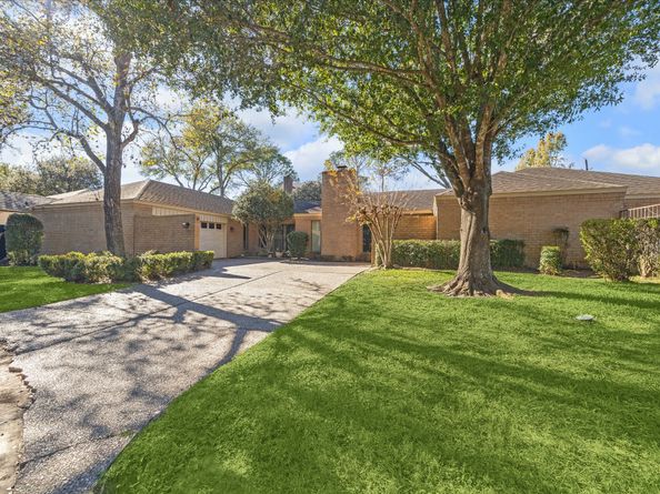 306 Commodore Way, Houston TX 77079