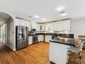 1321 W 21st Street, Houston TX 77008