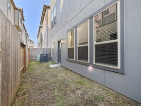 4007 Centre Valley Lane, Houston TX 77043