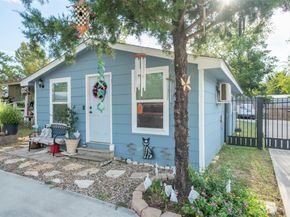 110 S 4th Street, Conroe TX 77301