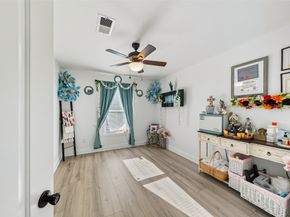 110 S 4th Street, Conroe TX 77301