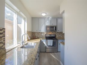 10662 Bexley Drive, Houston TX 77099