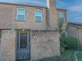 10662 Bexley Drive, Houston TX 77099