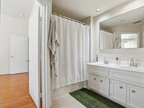 1250 W 18th Street, Houston TX 77008