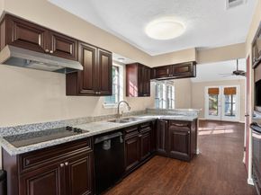 10 S Greenbud Court, The Woodlands TX 77380