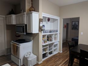 4615 Woodside Street, Houston TX 77023