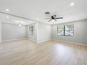 4356 Phlox Street, Houston TX 77051