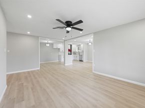 4356 Phlox Street, Houston TX 77051