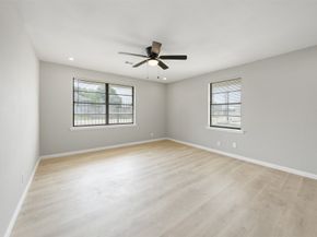 4356 Phlox Street, Houston TX 77051