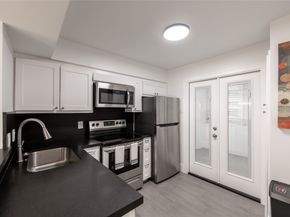 2601 Marilee Lane 2, Houston TX 77057