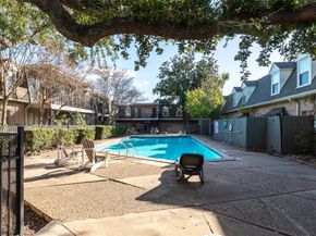 2601 Marilee Lane 2, Houston TX 77057