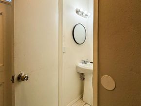 7910 Grove Ridge Drive, Houston TX 77061