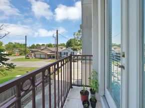 5206 Petty Street, Houston TX 77007