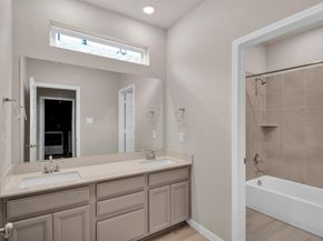 16012 Oregon Oak Dr, Houston TX 77084