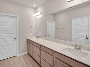 16012 Oregon Oak Dr, Houston TX 77084