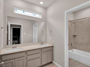 16012 Oregon Oak Dr, Houston TX 77084