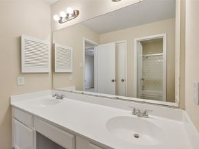 11322 Yorklyn Drive, Houston TX 77066