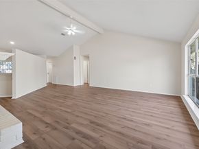 11322 Yorklyn Drive, Houston TX 77066